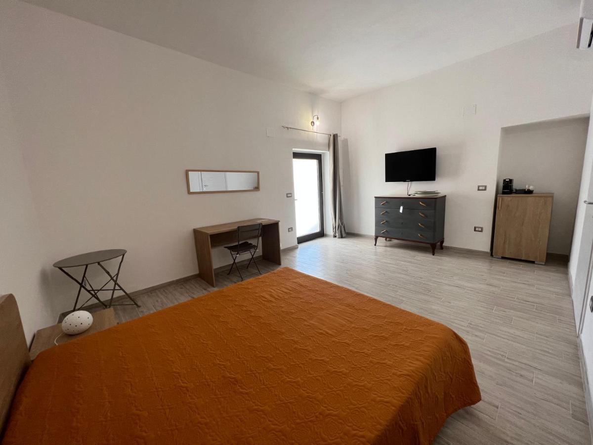 Hotel Residenza Giulia Scanzano Jonico Exterior foto